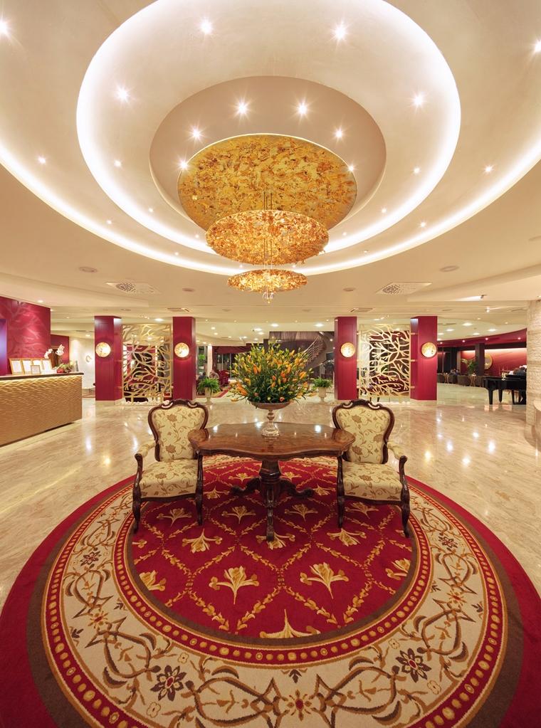 Hotel Pelegrin Plava Laguna (Adults Only) Умаг Екстериор снимка