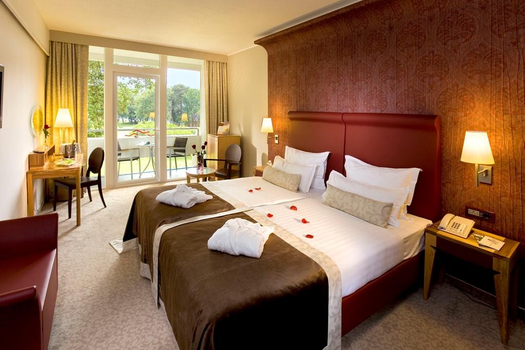 Hotel Pelegrin Plava Laguna (Adults Only) Умаг Стая снимка