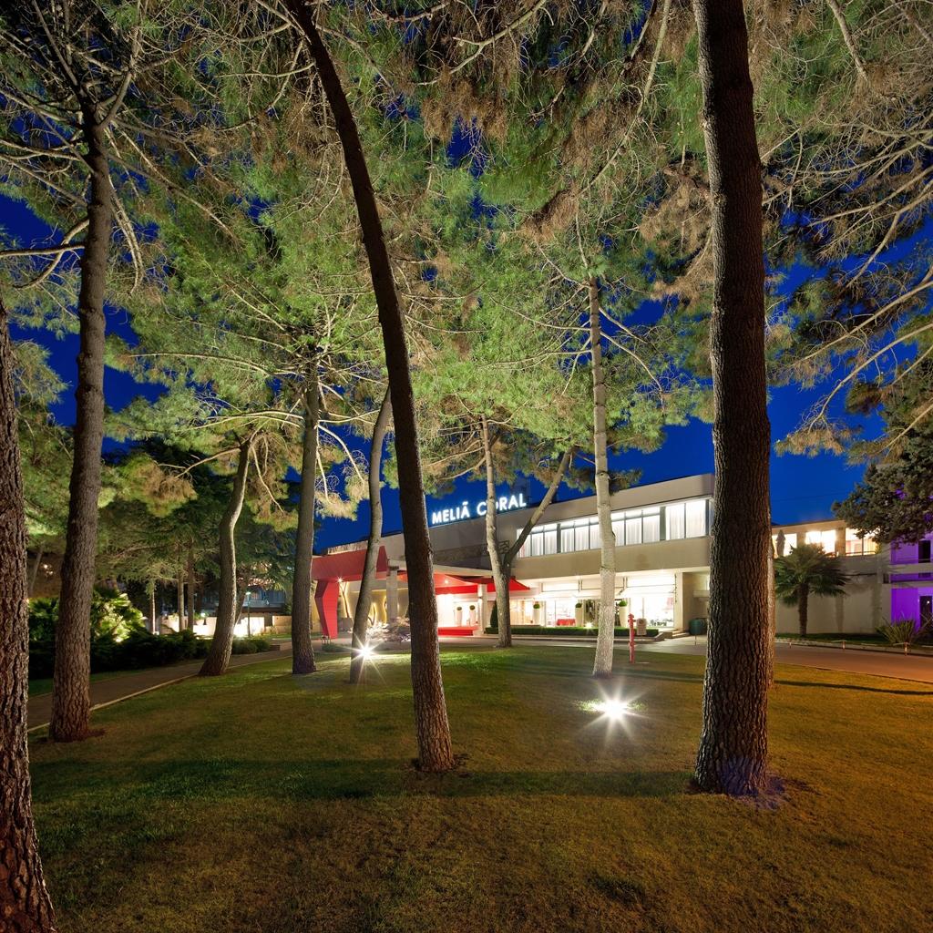Hotel Pelegrin Plava Laguna (Adults Only) Умаг Екстериор снимка