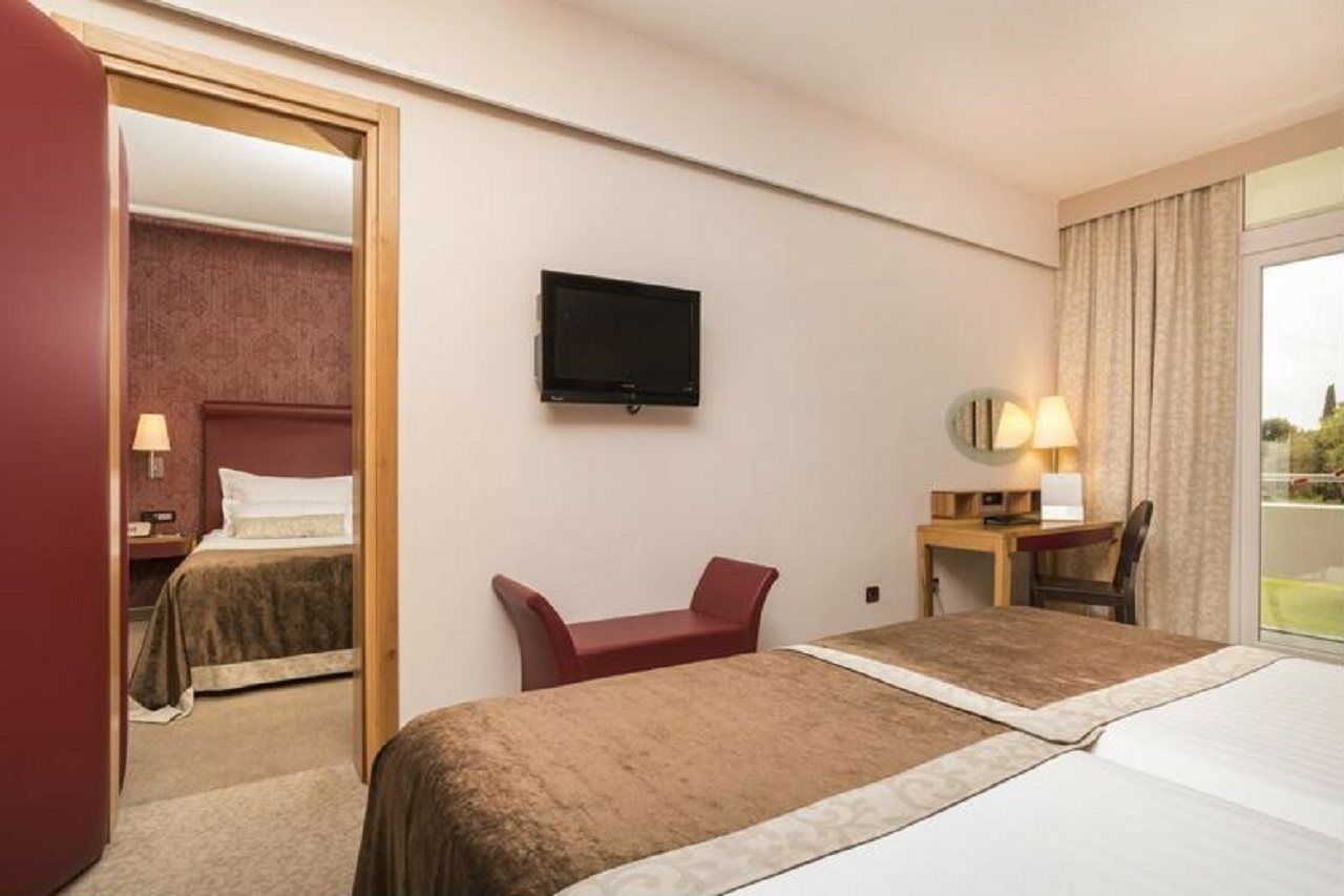 Hotel Pelegrin Plava Laguna (Adults Only) Умаг Екстериор снимка